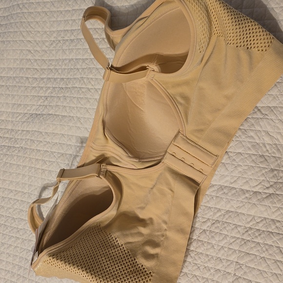 Body & Bra Bra - Picture 3 of 11